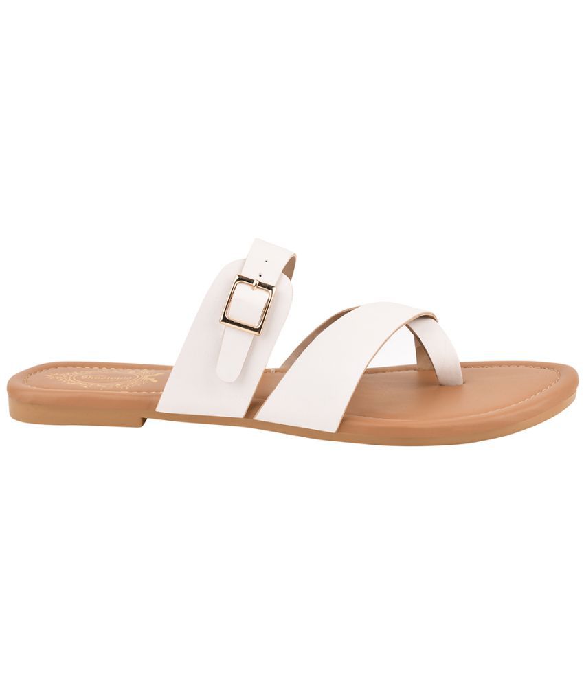 Creamy Flat Supportive Sandals