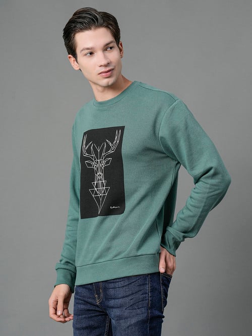 men's green sweatshirt