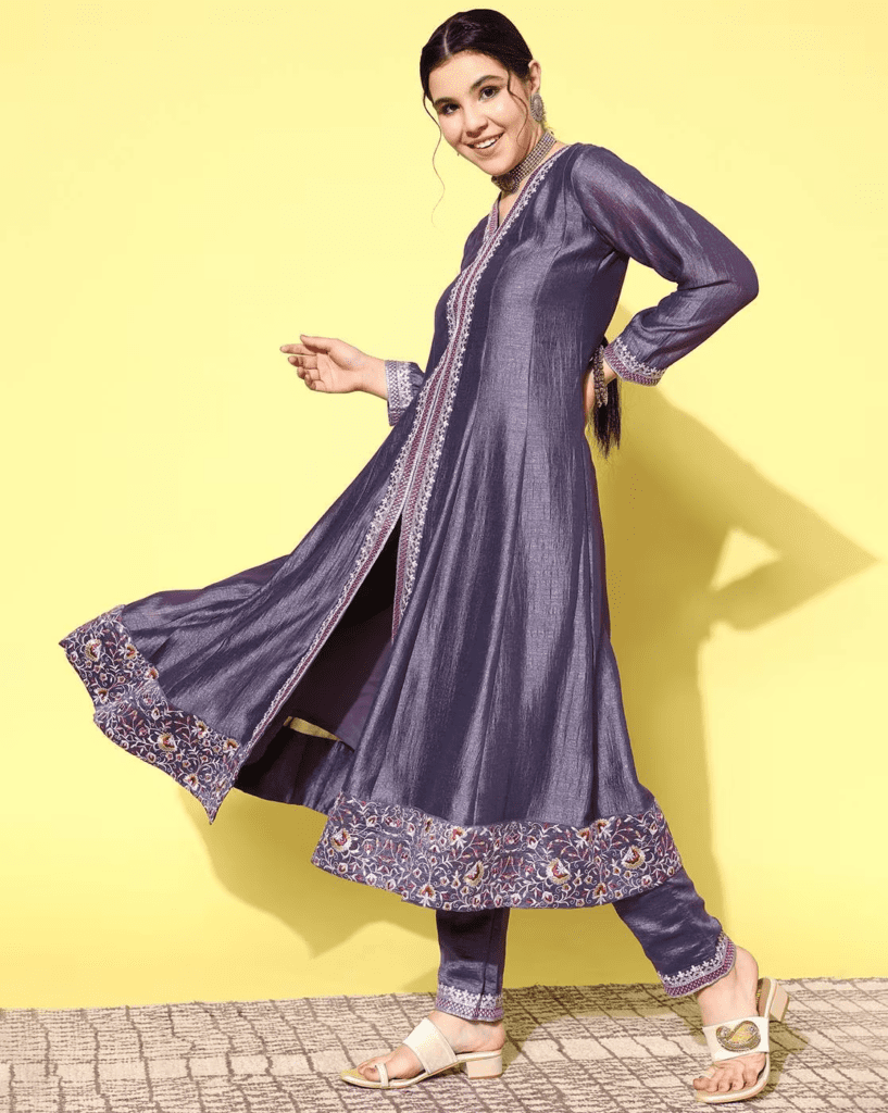 Broad V Neck Kurta