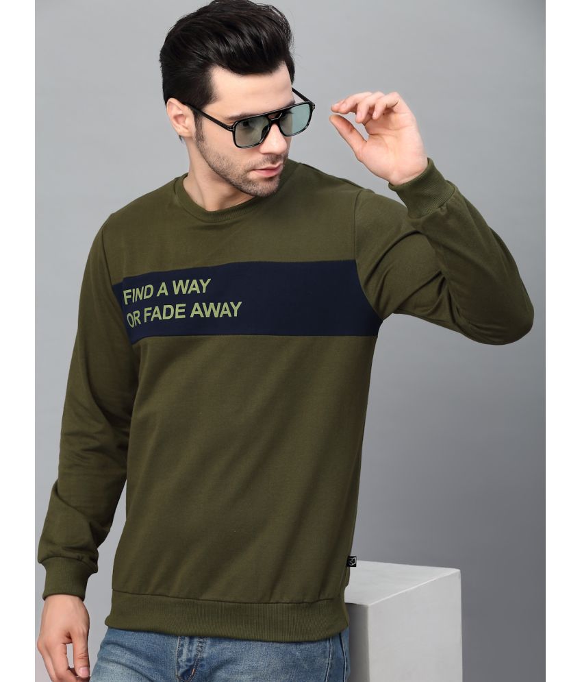 men's green sweatshirt