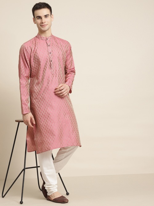 Traditional Indian men's clothing